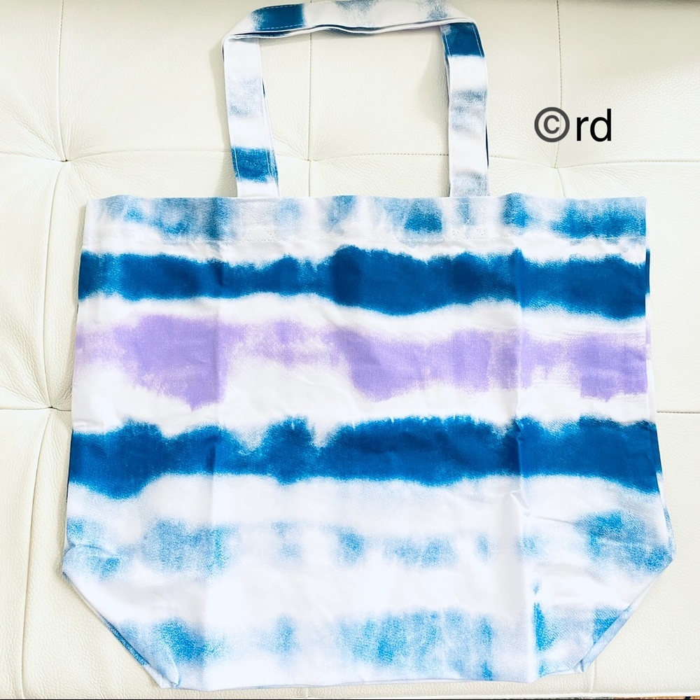 Bloomingdale's Canvas Tote Bag Blue Tie Dye - Picture 2 of 7